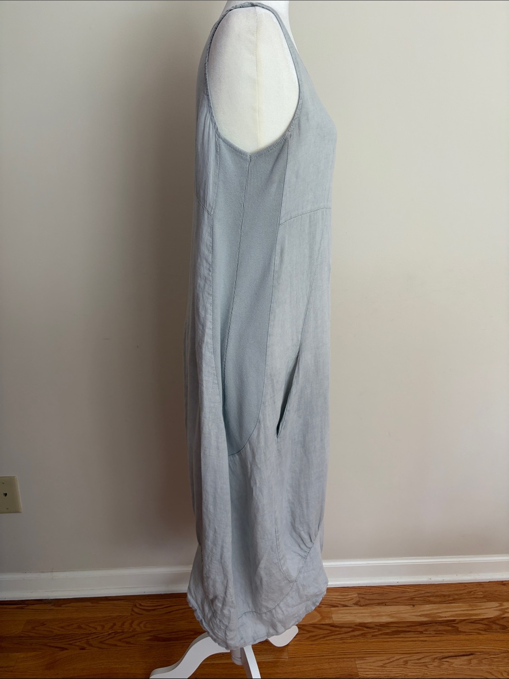 100% Linen Sleeveless Light Gray Maxi Dress with Side Pockets-Great Condition - Picture 4 of 11